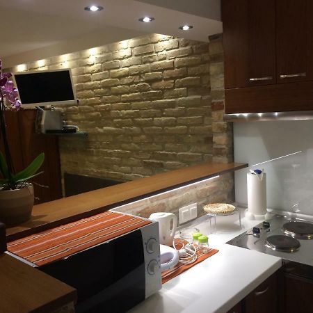 Nicola'S Studio Apartment Corfu  Exterior photo