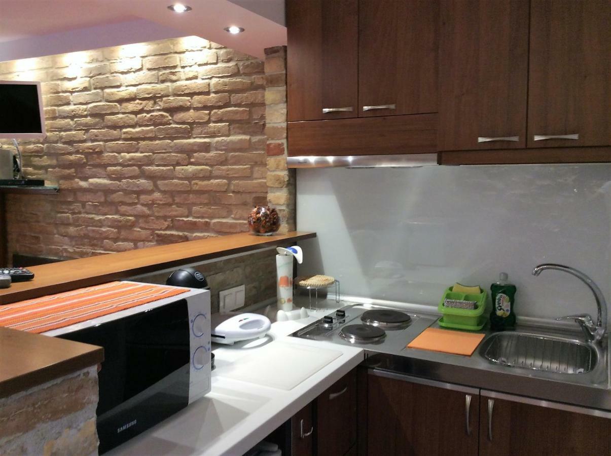 Nicola'S Studio Apartment Corfu  Exterior photo