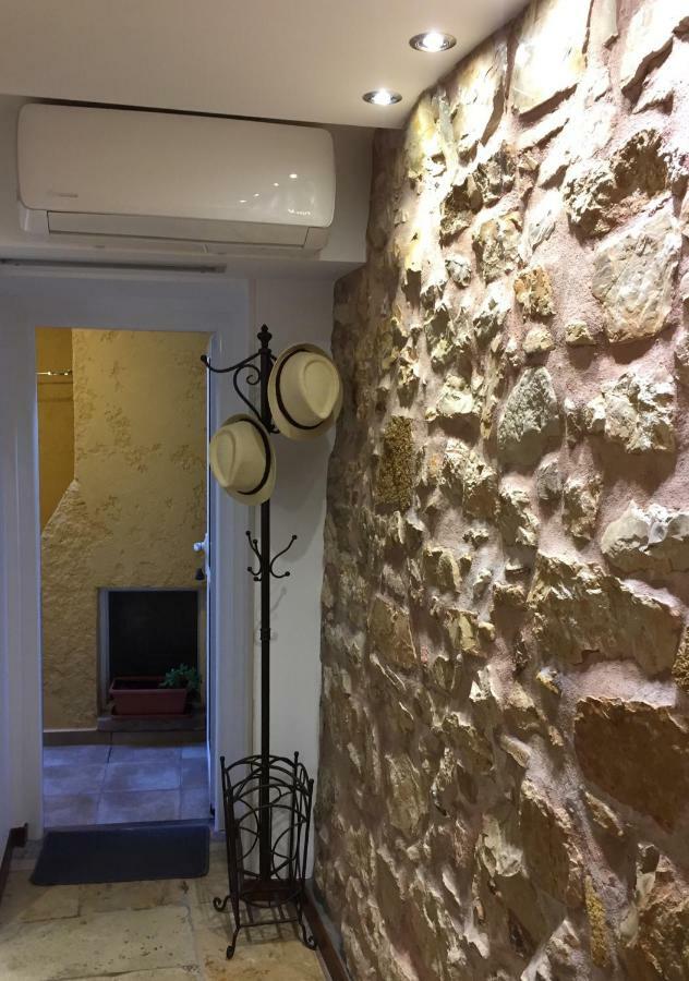 Nicola'S Studio Apartment Corfu  Exterior photo